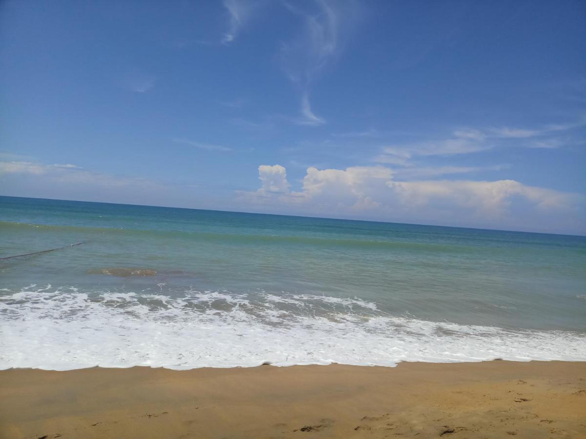 Serendiva Beach Wadduwa Dış mekan fotoğraf